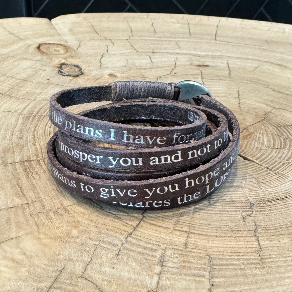 Good Works Leather bracelet